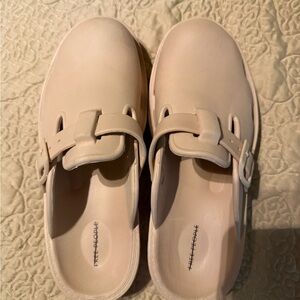 Free people Karlie slip on  Clogs